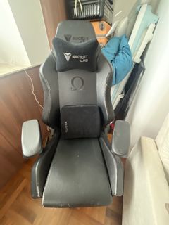 Secretlab Omega Gaming Chair Black Orange, Furniture & Home Living ...
