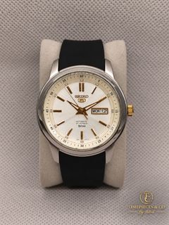 (Category: ) located in . Submitted by timepiece-and-co (Listing ID 1467386410, Image 1). Description: .