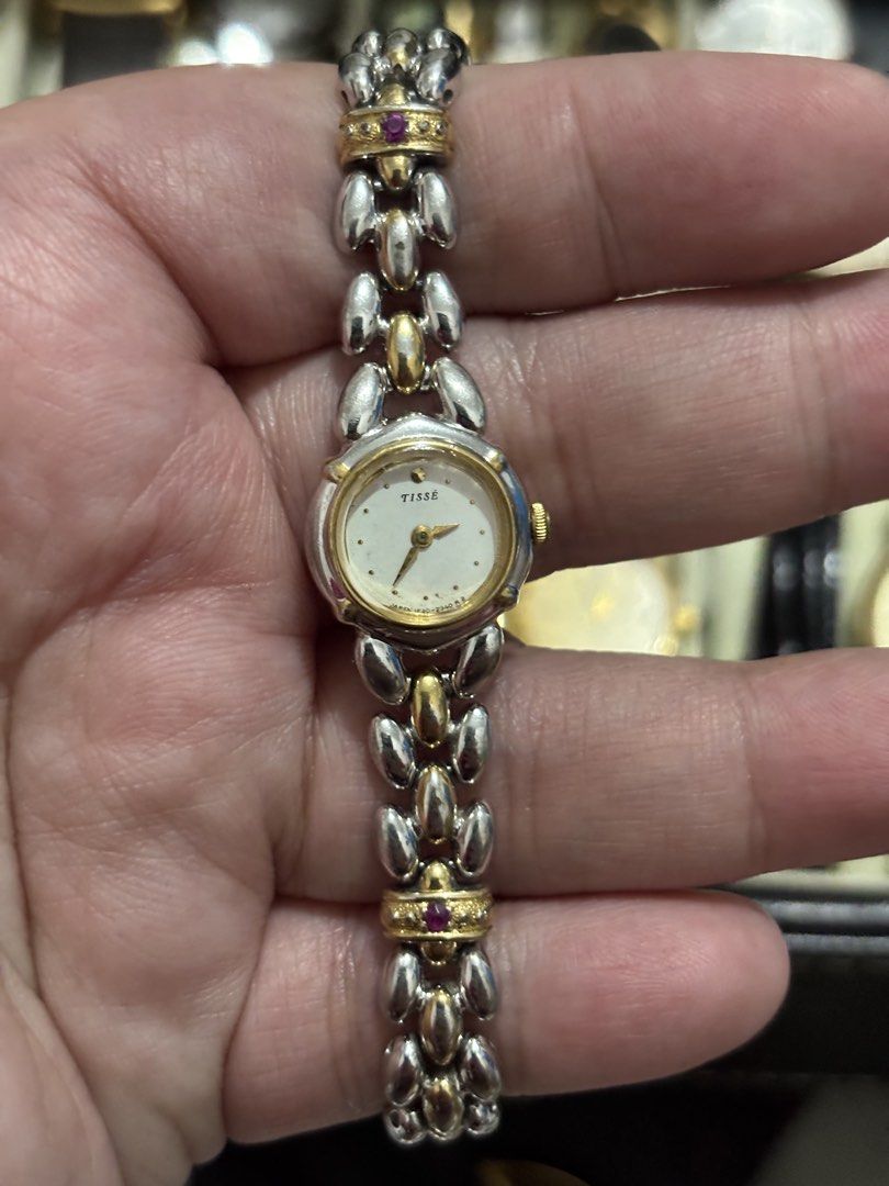 Seiko Micro Dainty Watch (Category: Women's Watches) located in Cainta. Submitted by timelesswatchbycla3.0 (Listing ID 1467573372, Image 2). Description: Seiko Tisse MOP watch 5500 Seiko Heart Bracelet 5000 Seiko Double Bubbles 6500 Seiko Capsule Dial 7k.