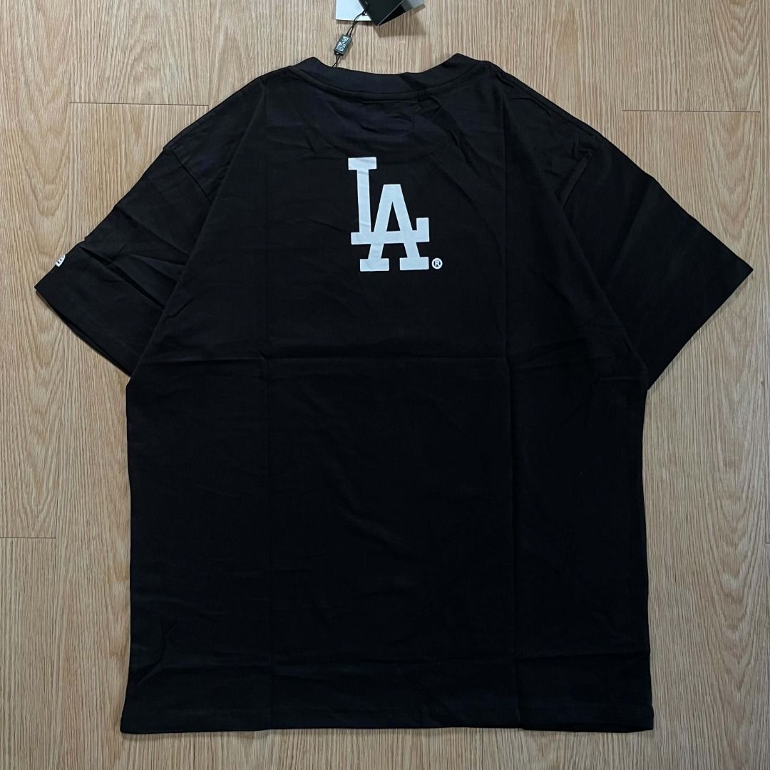 SELECTED STREETWEAR ITEMS ( NEW ERA ) (Category: Tshirts & Polo Shirts ) located in Angeles City. Submitted by thebeehivecloset (Listing ID 1467516392, Image 2). Description: SELECTED ITEM Fabric: 100% Premium Cotton Condition: New With Tags (NWT) and zip lock FOR MEET UP NEAR ANGELES CITY, PAMPANGA 💳 Payment First • No COD - Payment via GCash or Bank Transfer .