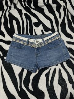 (Category: ) located in . Submitted by y2kcloset_ (Listing ID 1467477208, Image 1). Description: .