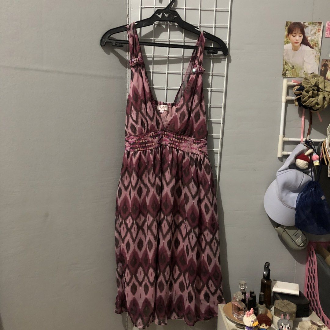 Sequin 00s Vintage Pattern Dress (Category: Dresses) located in Batangas. Submitted by fairycentral (Listing ID 1467500159, Image 1). Description: - tag says m but can prob fit up to l .