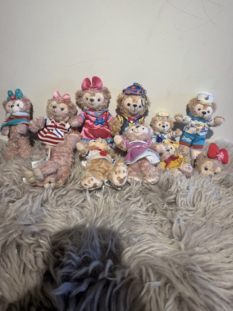 Set duffy and friends (Category: Plushies & Soft Toys) located in La Trinidad. Submitted by reeze_24 (Listing ID 1467373647, Image 1). Description: .