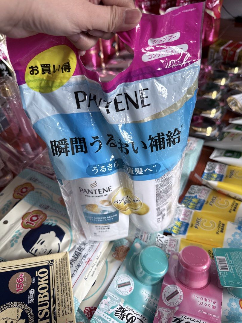 Shampoo SET (Category: Hair) located in Quezon City. Submitted by klengkerz (Listing ID 1467402323, Image 1). Description: Japan ITEMS - Pantene Shampoo&Conditioner Lux Shampoo&Conditioner.
