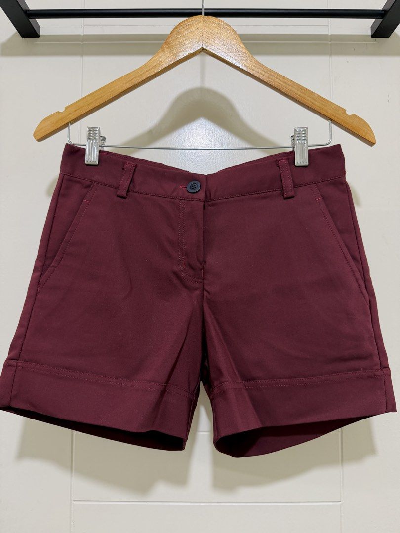 Shapes Burgundy Shorts (Category: Shorts) located in Pasig City. Submitted by archived.by.vvv (Listing ID 1467410250, Image 1). Description: Brand: Shapes Thick, good quality fabric With 2 pockets Size: S.