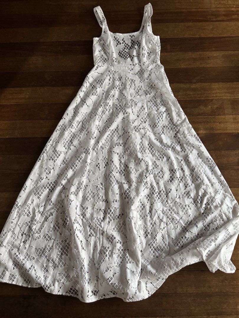 Sheer lace dress (Category: Dresses) located in Quezon City. Submitted by pvcrr50142 (Listing ID 1467370569, Image 1). Description: Please zoom in on the waist and length in inches. Wear a nude slip under or use as beach cover-up. Sample from old line..