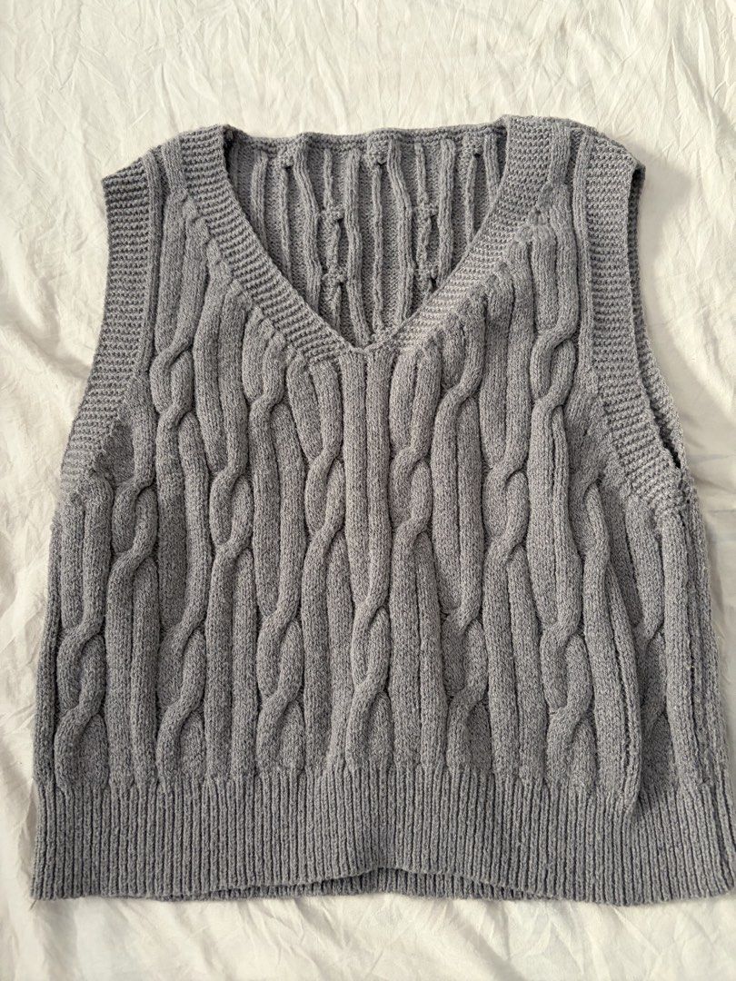 Shein Gray Knitted Vest for young teens (Category: Babies & Kids Fashion) located in Manila. Submitted by chandleria (Listing ID 1467408785, Image 1). Description: in excellent like new condition worn few times only.