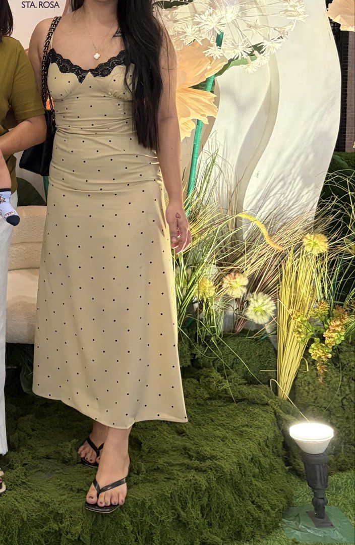 Shein polca maxi dress (Category: Dresses) located in Cabuyao City. Submitted by girlontherockspreloved (Listing ID 1467252059, Image 3). Description: Like new condition used once only. Fits S-M. No flaw. Super pretty in actual 🥰.