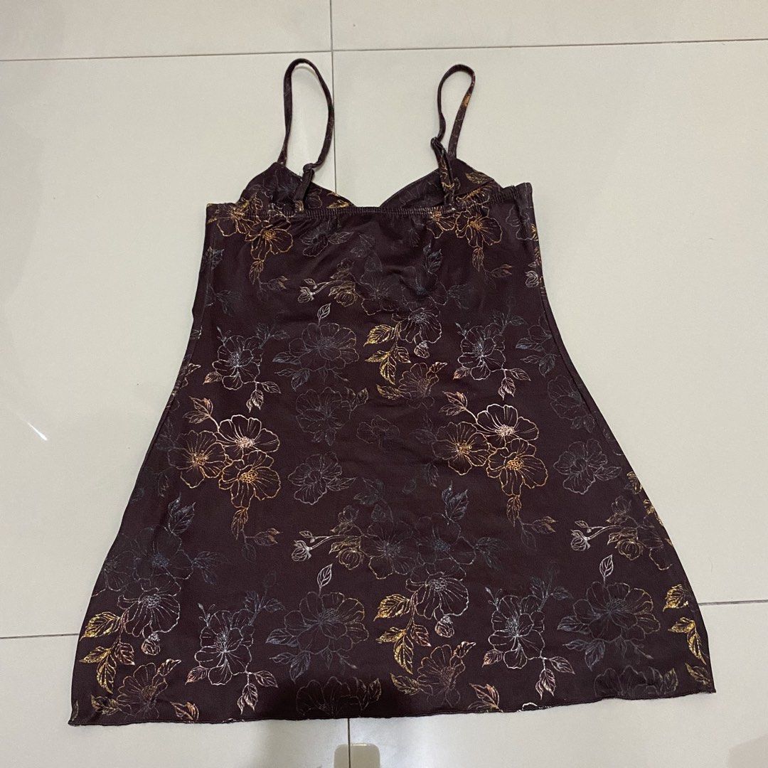 SHEIN Vintage Brown Top (Category: Blouses) located in Quezon City. Submitted by lovelylittlepreloves (Listing ID 1467406957, Image 3). Description: .