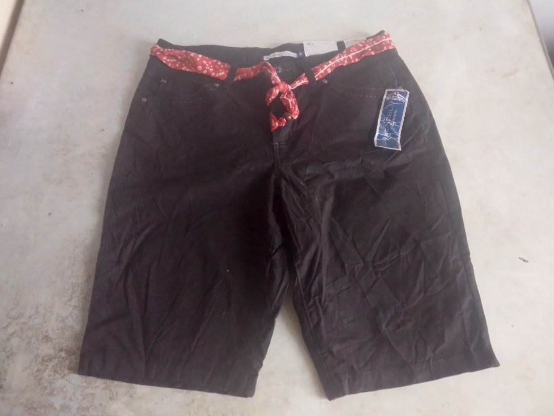 Shorts US BNEWTAG (Category: Shorts) located in Los Banos. Submitted by mania-62906 (Listing ID 1467410513, Image 1). Description: BNEWTAG. US size 8 Black.
