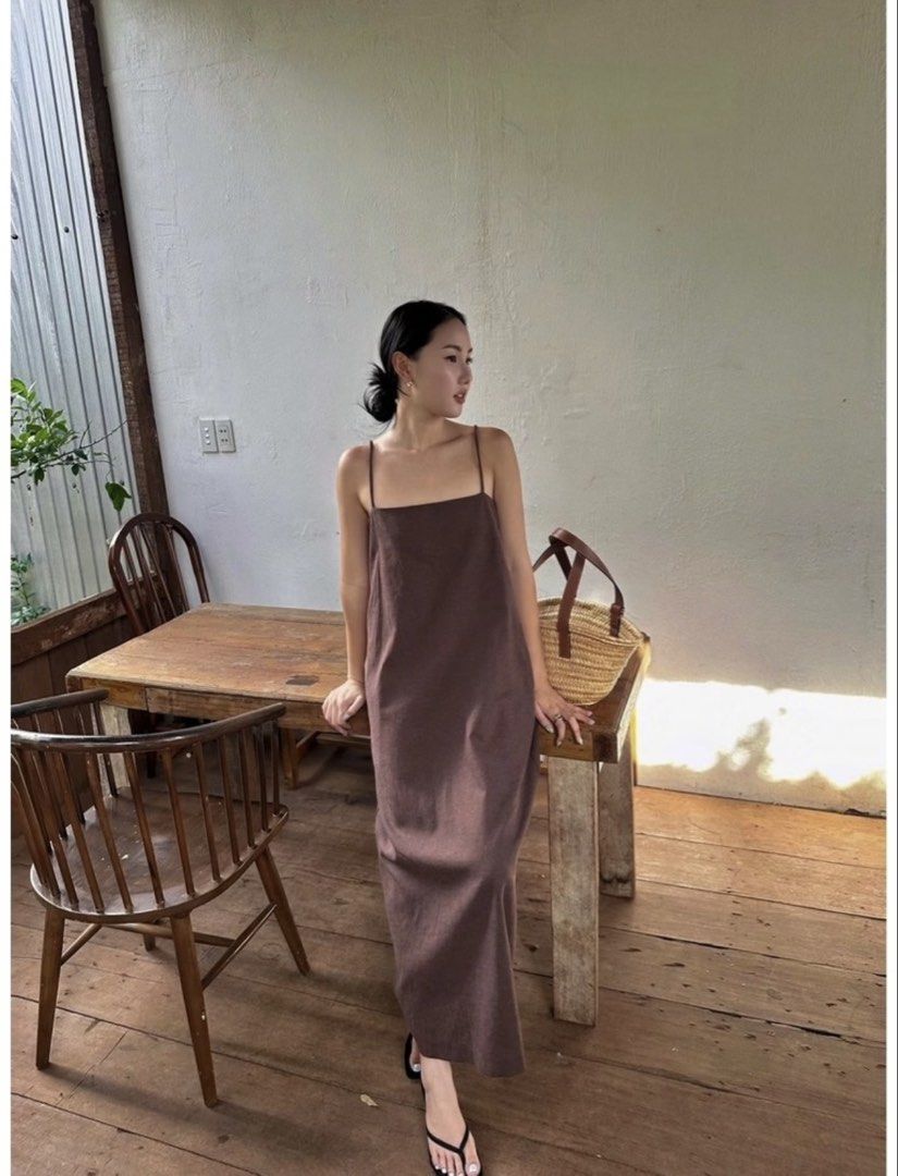 SHU SHI Clothing Linen Basic Dress (Category: Dresses) located in Paranaque City. Submitted by maiceb (Listing ID 1467450307, Image 1). Description: Rfs: Need to size up. Brand New Original Price: 1355 Size guide placed on the last slide..