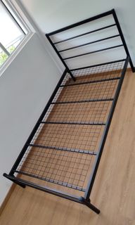 (Category: ) located in . Submitted by panda_furnitur3 (Listing ID 1467410003, Image 1). Description: .