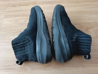 (Category: ) located in . Submitted by OneStop_ThriftShop_Mo (Listing ID 1467414789, Image 1). Description: .