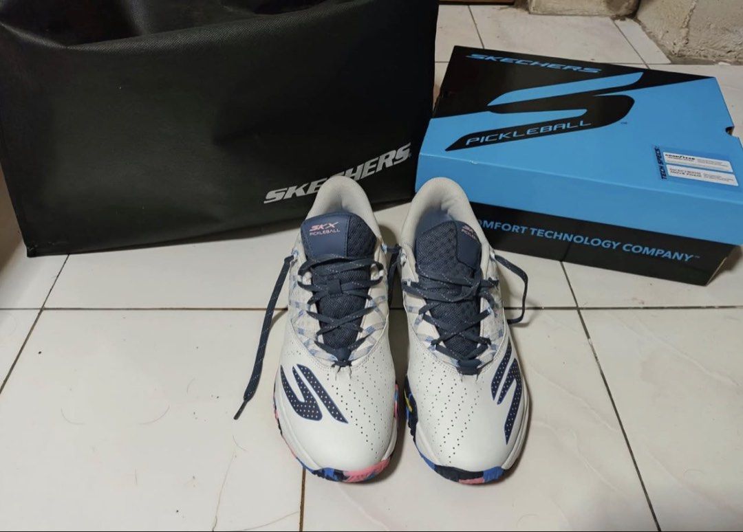 Skechers Viper Court 2.0 (Category: Sneakers) located in San Quintin. Submitted by safeturtle_1917bd (Listing ID 1467366492, Image 1). Description: Slightly used Size 11.5 RFS : Got the wrong size 🥲.