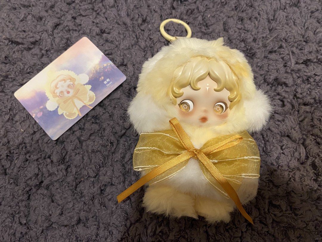 Skullpanda Plush Pendant Dawn & Pond (Category: Plushies & Soft Toys) located in Cainta. Submitted by lilxbigloveplayhouse (Listing ID 1467593459, Image 3). Description: 750php each As is. With card..