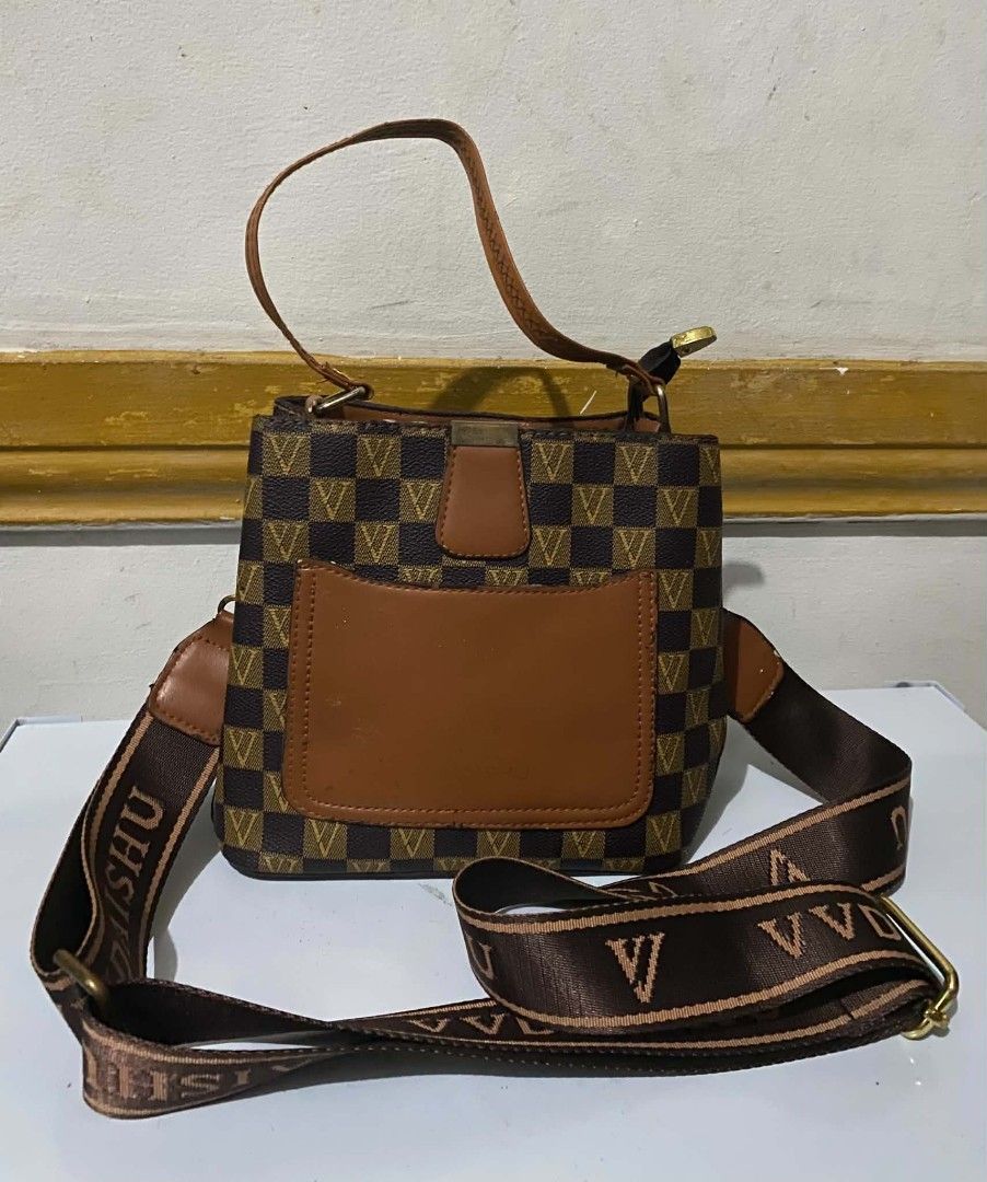 Sling bags (120 each) (Category: Cross-body Bags) located in Manila. Submitted by glaiza02 (Listing ID 1467503424, Image 1). Description: .