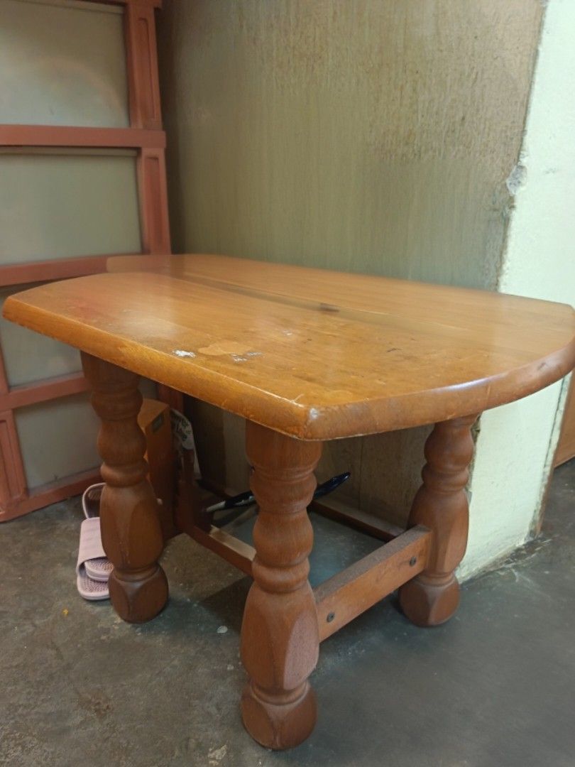 small table (Category: Tables & Sets) located in Cheras. Submitted by sam__05 (Listing ID 1467363883, Image 2). Description: good condition cheras self pickup.