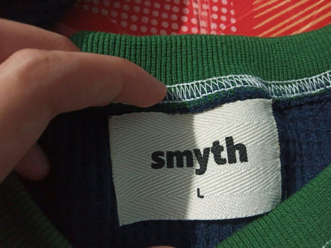 Smyth Long Sleeve (Category: Longsleeves) located in Manila. Submitted by smkytian (Listing ID 1467472082, Image 2). Description: rarely used.
