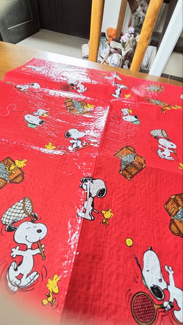 Snoopy X Glico mini Picnic Mat | Leisure Sheet (Category: Character Goods) located in Calamba. Submitted by cur8d (Listing ID 1467433009, Image 2). Description: 4 pcs available 17.5 x 17.5 inches.