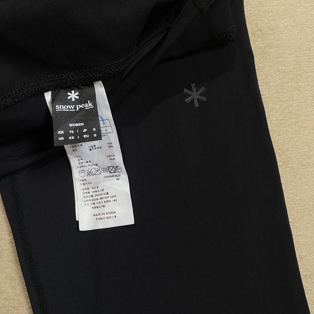 Snowpeak Leggings (Category: Activewear) located in Polomolok. Submitted by larnel27 (Listing ID 1467471614, Image 2). Description: - Small on tag - Waist 24-26 / Length 34 - Color rate 9.8 - No flaws.