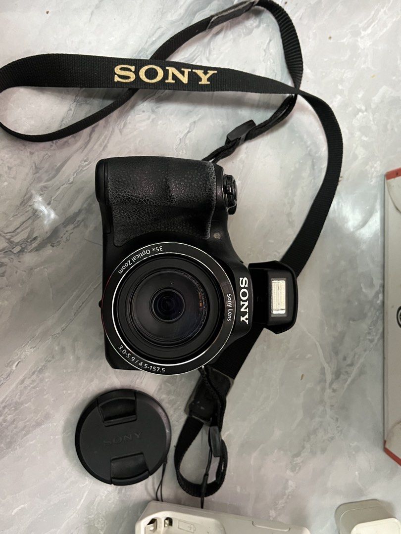 Sony Cyber-shot DSC-H300 (Category: Cameras) located in Munoz. Submitted by jaicc (Listing ID 1467422275, Image 2). Description: Sony Cyber-shot DSC-H300 w box and battery charger negotiable .