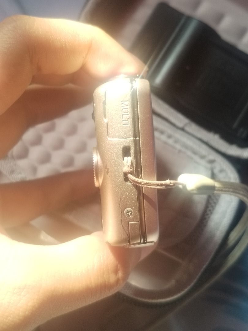 Sony WX200 (Category: Cameras) located in Caloocan City. Submitted by cleverstar.2ad8cc (Listing ID 1467374594, Image 3). Description: For sale po 7999 free shipping Sony Cyber-shot DSC-WX200 #preowned ੈ✩ Details & Features 18.2MP Exmor R CMOS Sensor 10x Optical Zoom 25–250mm Wide-Angle G Lens 3.0” LCD Display Full HD 1080p Video Recording (60p) Optical SteadyShot Image Stabilization Built-in Wi-Fi (with NFC) GPS BIONZ Image Processor Intelligent