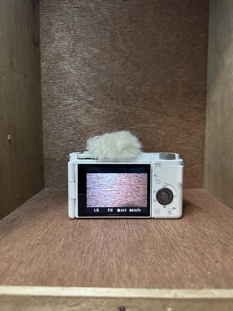 Sony zve10 7k shutter count (Category: Cameras) located in Manila. Submitted by kimchwanna (Listing ID 1467385271, Image 3). Description: Sony zve10 Body:9.5/10 Inclusions asa pic na Can do cop via lbc po Dm for more dets or sample pics.