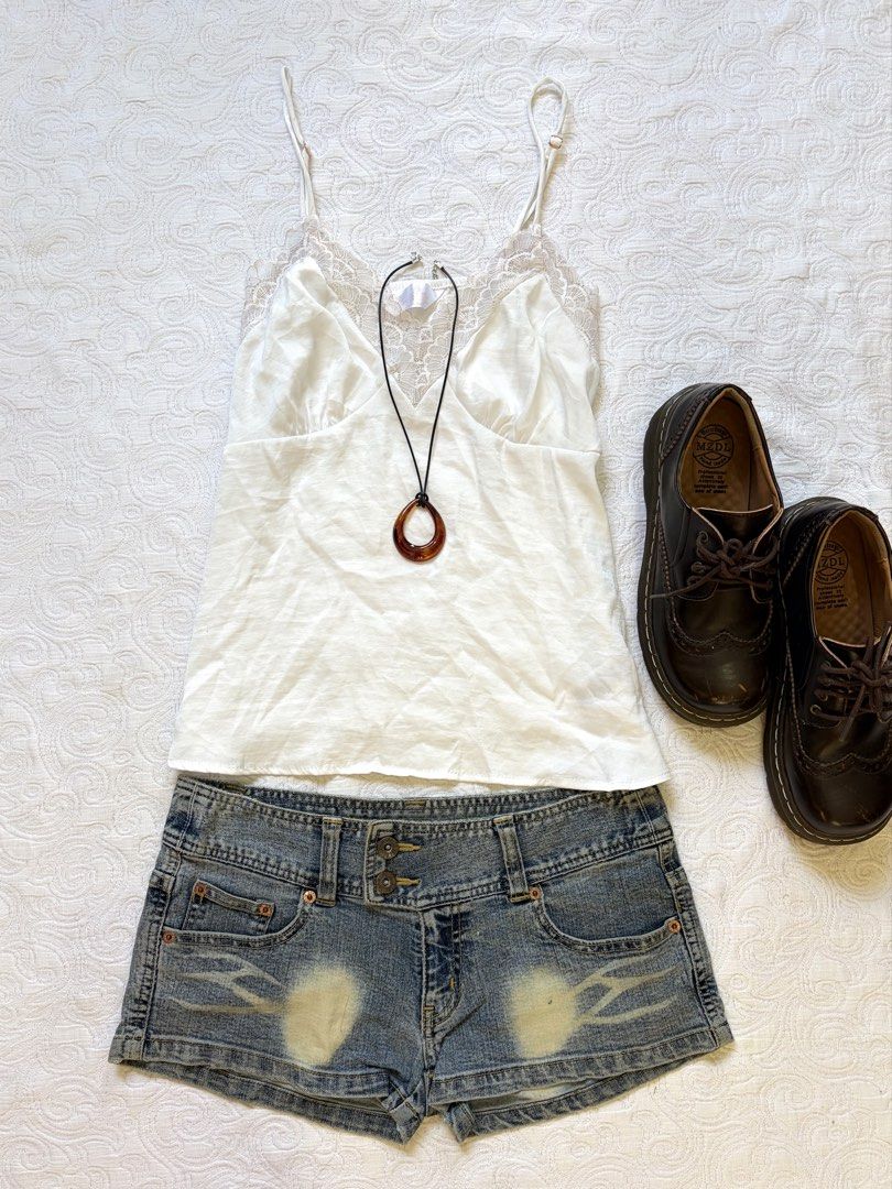 spring outfit white lace cami top (Category: Sleeveless) located in Tarlac. Submitted by pearl_xoxo (Listing ID 1467569851, Image 1). Description: - spring outfit white lace cami top bust: 16” waist: 17” length: 17” size: xs-m issue: needwash brand: love to lounge .