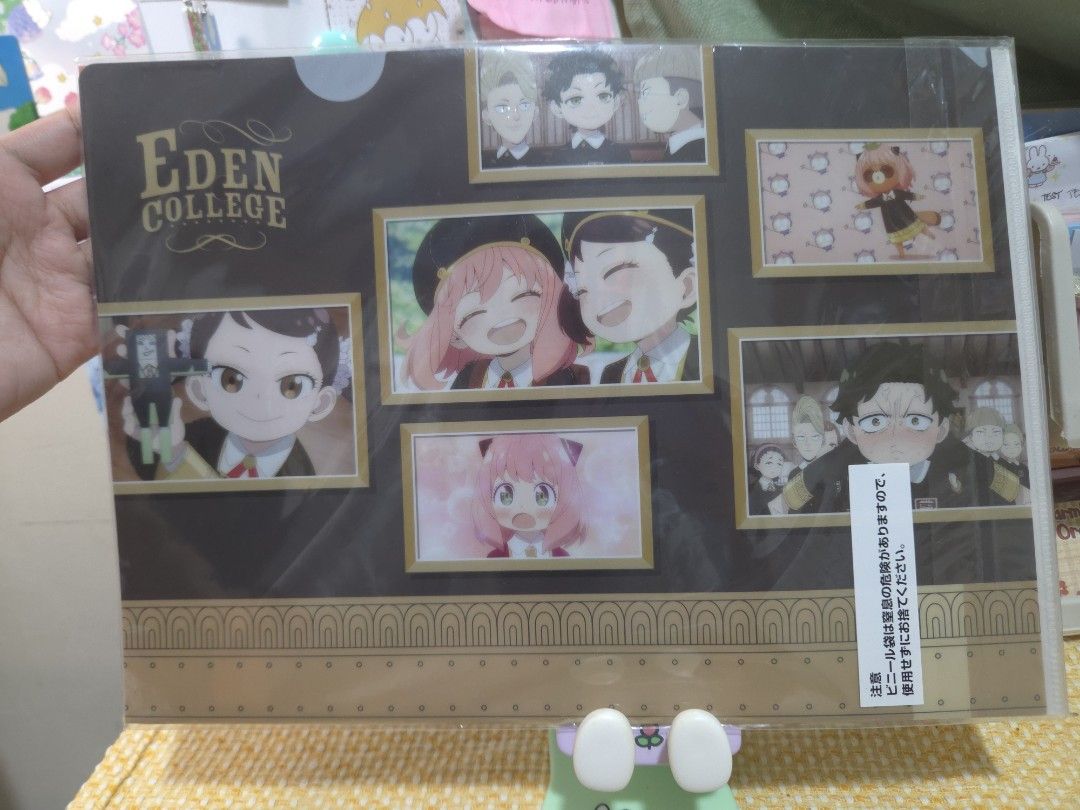 Spy x Family Clear File Folder Set (Category: Stationery & School Supplies) located in Paranaque City. Submitted by Ceecee (Listing ID 1467578757, Image 2). Description: - Official Spy x Family Clear File Set - Features Eden College students: Anya Forger, Becky Blackbell, Damian Desmond, and Emile Elman - Set includes 2 folders - Brand new, sealed.