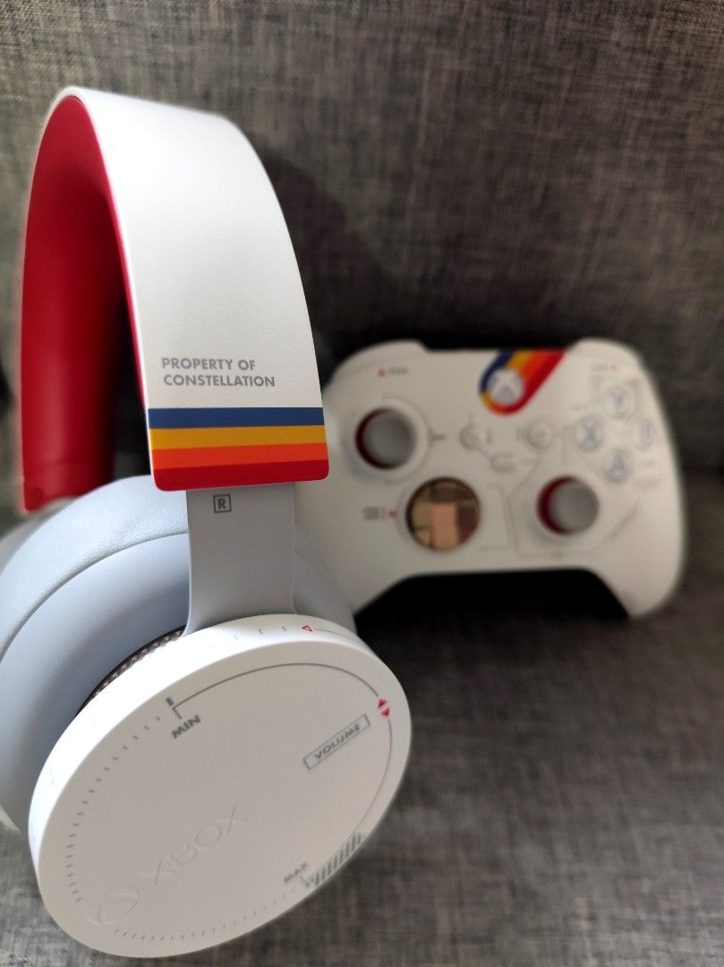 Starfield Limited Edition Headset and Controller (Category: Controllers) located in Manila. Submitted by jettgutier06007 (Listing ID 1467370004, Image 1). Description: For Sale only.. Starfield Limited Edition Headset and Controller No box No receipt Naiwan sa Japan 😅 Good as brandnew as in.. 100% working Bought Bundle for 14k plus Selling it for only 8,405 pesos Live demo via videocall for buyer's assurance Location: Tagaytay Alfonso Cavite Pm 