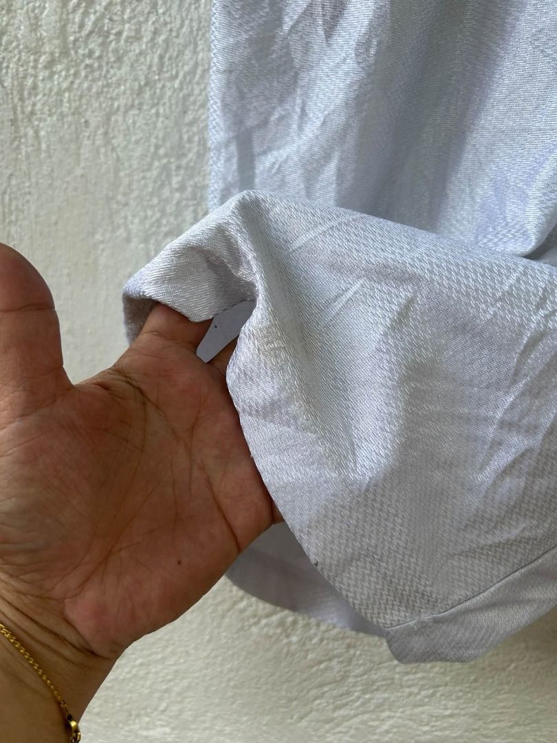 STARTER BALLER SHORT (Category: Shorts) located in Caloocan City. Submitted by vntgxlocalsph (Listing ID 1467483442, Image 3). Description: ISSUE : YELLOW STAINS DIMES : 40-44x22.5x14 NASISIKIPAN PA.