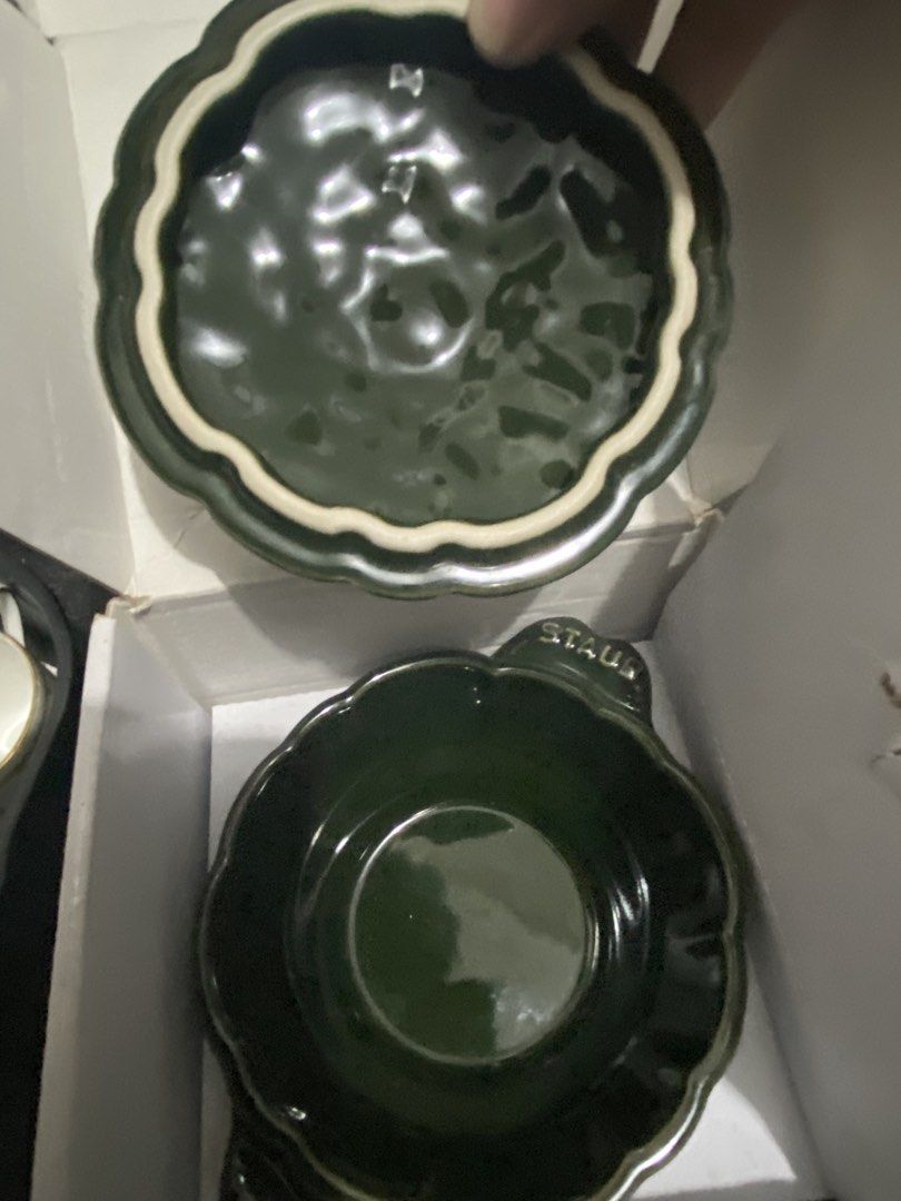 Staub Ceramic Artichoke Cocotte Green (Basil Green) (Category: Cookware & Accessories) located in San Juan City. Submitted by fastturtle_d9ad50 (Listing ID 1467476148, Image 3). Description: Staub Ceramic Artichoke Cocotte Green (Basil Green) - Authentic Staub miniature ceramic cocotte - Charming green artichoke design with detailed lid and matching bowl base - Embossed branding on handles and bottom - Perfect for individual dips, side dishes, or