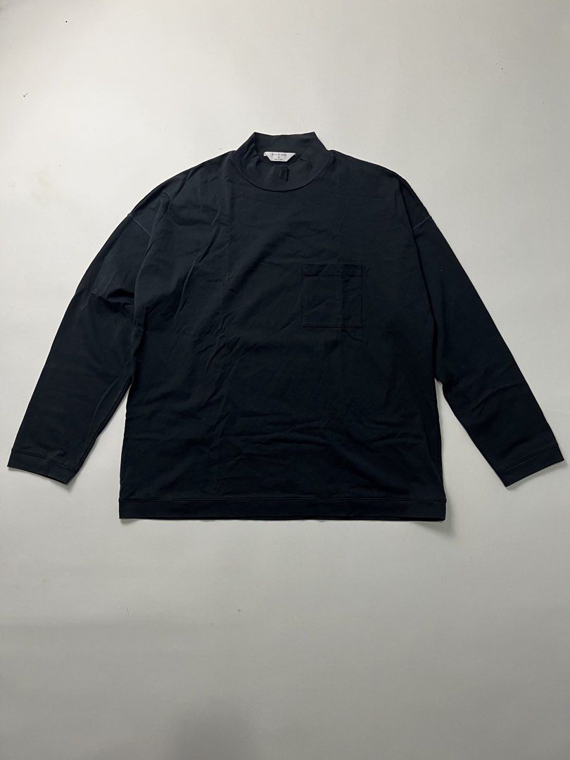 Still By Hand Pocket Long Sleeve (Category: Tshirts & Polo Shirts ) located in Makati City. Submitted by ufcknwthbst (Listing ID 1467467442, Image 1). Description: Size 50 24 inch width 28 inch length 9.5/10 condition No issue .