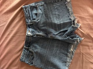 (Category: ) located in . Submitted by ja.999 (Listing ID 1467378671, Image 1). Description: .