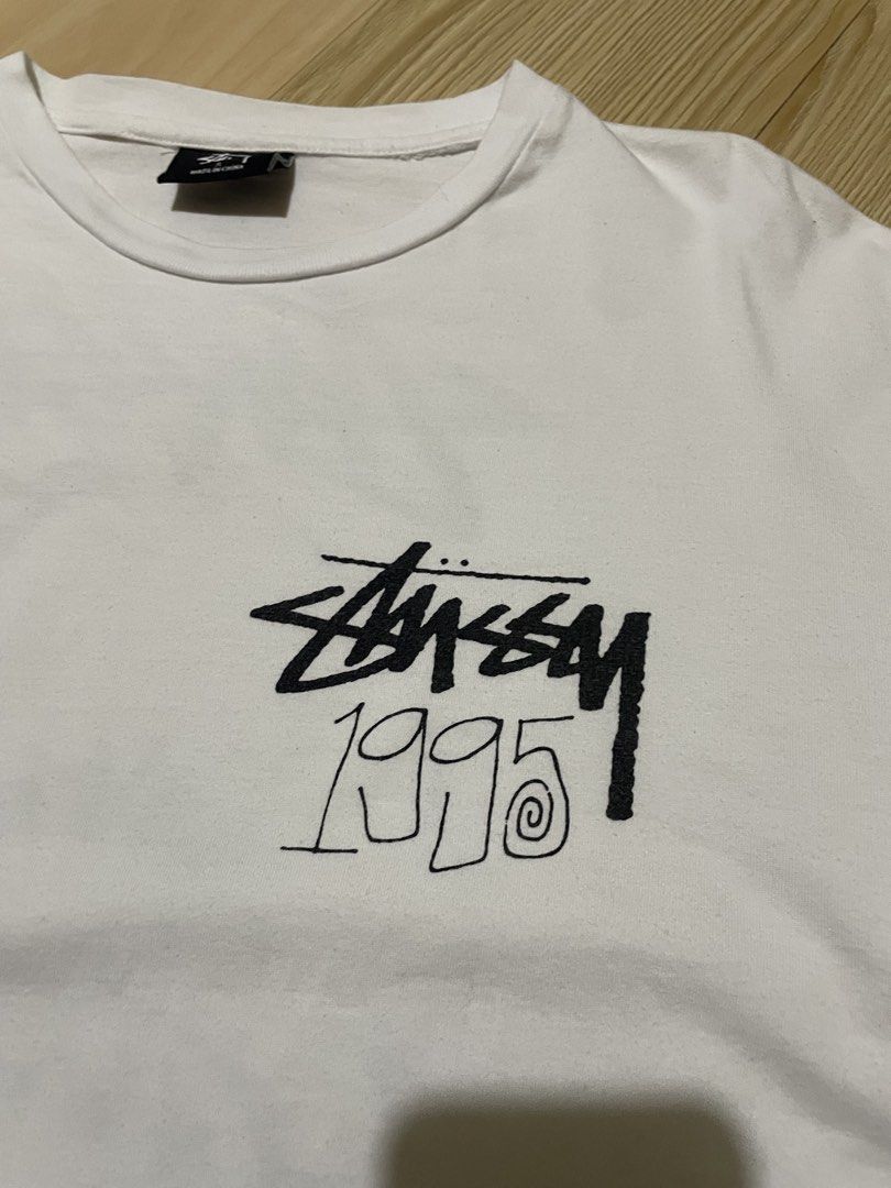 Stussy (Category: Tshirts & Polo Shirts ) located in Malasiqui. Submitted by opulent_finds (Listing ID 1467394713, Image 3). Description: 21 x 28 No issue Authentic Merong washtag at yung maliit na gray, di lang na pic .