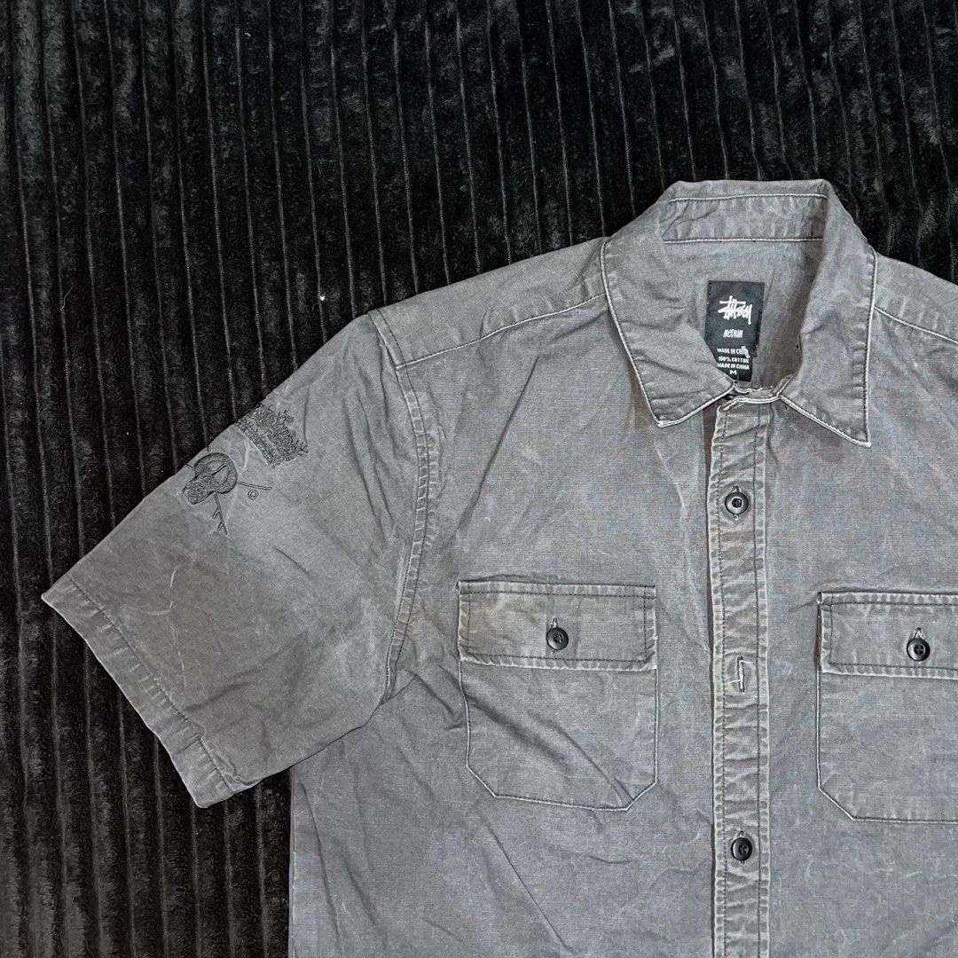 Stussy Grey Short Sleeve Button Up Shirt (Category: Tshirts & Polo Shirts ) located in Puerto Princesa. Submitted by sydneyavouz (Listing ID 1467410131, Image 2). Description: DIMES in inches - L: 29 - W: 21.5 - SLEEVES: 10.
