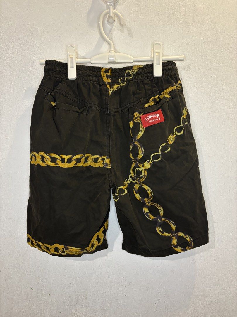 Stussy short AOP (Category: Shorts) located in Makati City. Submitted by sweetfitforyouph1200 (Listing ID 1467482707, Image 2). Description: Short stussy Like new Gold chain design.