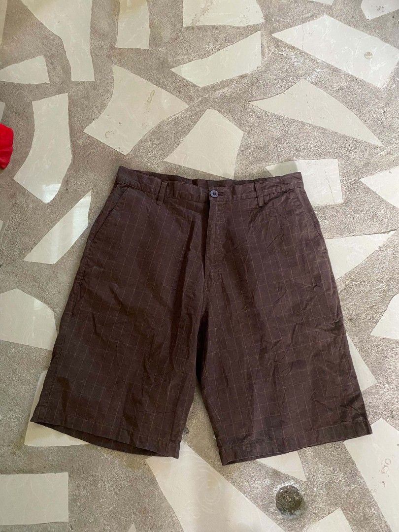 Subculture brown checkered short (Category: Shorts) located in Borongan. Submitted by thrift-real2.0 (Listing ID 1467371954, Image 1). Description: subculture brown checkered short excellent condition waist: 34 length: 23 color rate:9.5/10 no issue 350 plus sf.