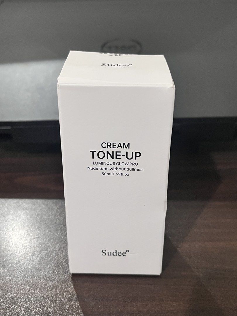 Sudee Cream Tone-Up Luminous Glow Pro 50ml (Category: Face Care) located in General Santos City (Dadiangas). Submitted by shop.chieepreloved (Listing ID 1467467861, Image 1). Description: tone up cream from korea, brand Sudee. used once only, expiry 2028 🩷.