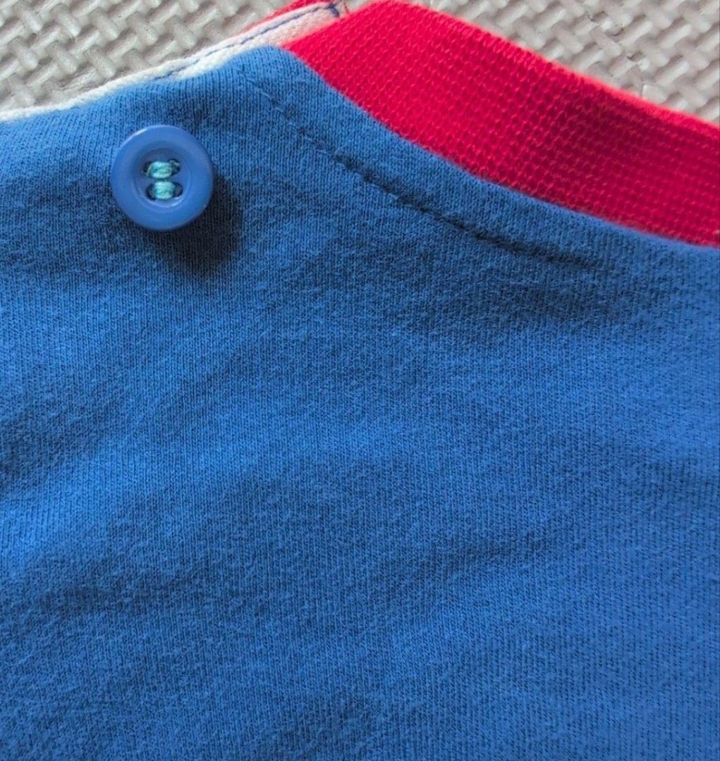 Superman Baby Romper Costume with Cape (Category: Babies & Kids Fashion) located in Bangued. Submitted by lenc79928 (Listing ID 1467501824, Image 3). Description: - Adorable Superman baby romper set including Cape - Classic blue jumpsuit with 'S' shield logo and yellow utility belt - Made from soft, comfortable cotton material - Convenient shoulder button closure for easy dressing - Quick bottom snap buttons for hassle-free diaper changes -Size 9