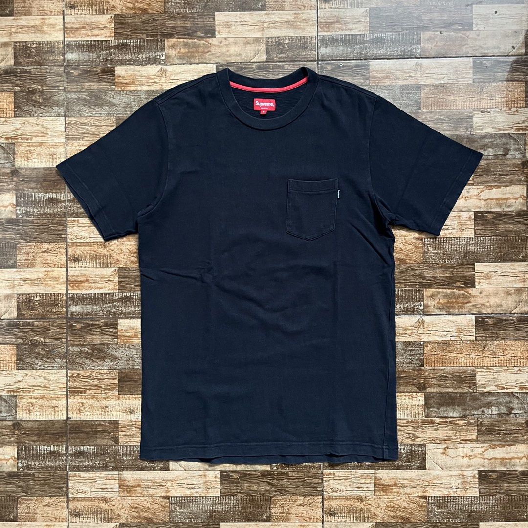 SUPREME HEAVYWEIGHT POCKET TEE (Category: Activewear) located in Davao. Submitted by 2known (Listing ID 1467474925, Image 1). Description: Excellent condition Colorate 9.3/10 21’width | 29’length Issue none!.