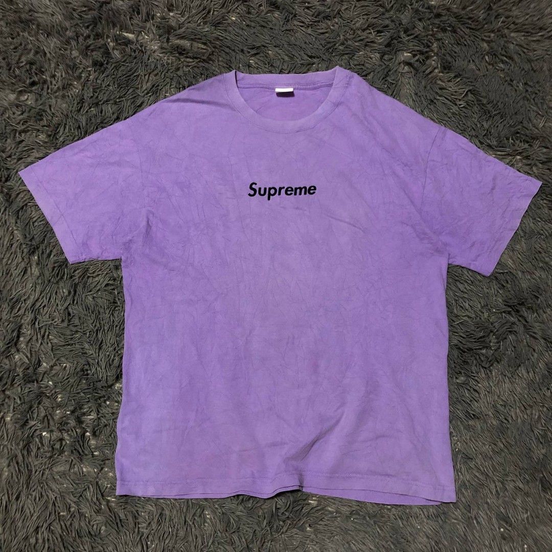 Supreme Shirt (Category: Activewear) located in Camiling. Submitted by thriftscape2024 (Listing ID 1467494885, Image 1). Description: Excellent Condition Color rate: 9/10 Issue: ❌❌❌ Dimes: W22xL29.