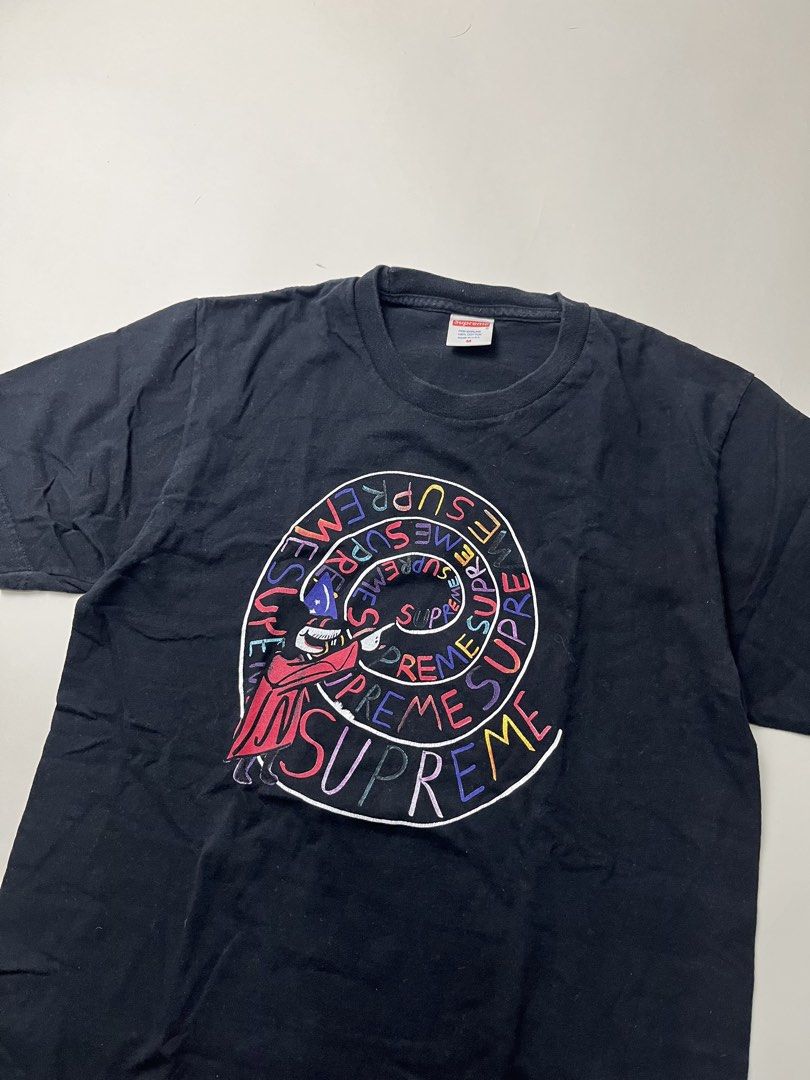 Supreme Tee (Category: Tshirts & Polo Shirts ) located in Makati City. Submitted by ufcknwthbst (Listing ID 1467465653, Image 2). Description: 18 inch width 27 inch length 9.5/10 condition No issue.