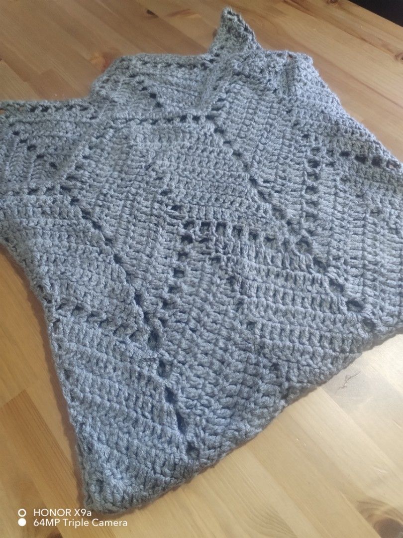 Table Topper ( 34 x 35 inches) (Category: Other Home Decor) located in Muntinlupa City. Submitted by arciagamaryann68 (Listing ID 1467412774, Image 1). Description: - Item Type: Handcrafted Crochet Table Topper - Size: 34 x 35 inches - Color: Elegant Gray - Design: Intricate geometric openwork/lace pattern - Condition: Brand new, excellent quality - Ideal for: Dining tables, coffee tables, or center table decor.