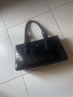 (Kategori: ) berada di . Dikirim oleh faronly_ (ID iklan 1467417498, Gambar 1). Deskripsi: .