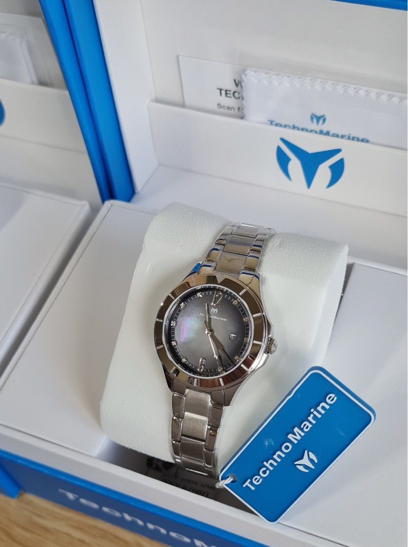 Technomarine Luna Tides (Category: Women's Watches) located in Quezon City. Submitted by mode.manila (Listing ID 1467378182, Image 3). Description: - Brand: Technomarine Women's Watch 33mm Mother Of Pearl Dial Model TM-826001 - Material: Silver stainless steel bracelet and case (plastic film still attached) 📌 INCLUDES: U.S. PACKAGE - box, manual, watch certificate .