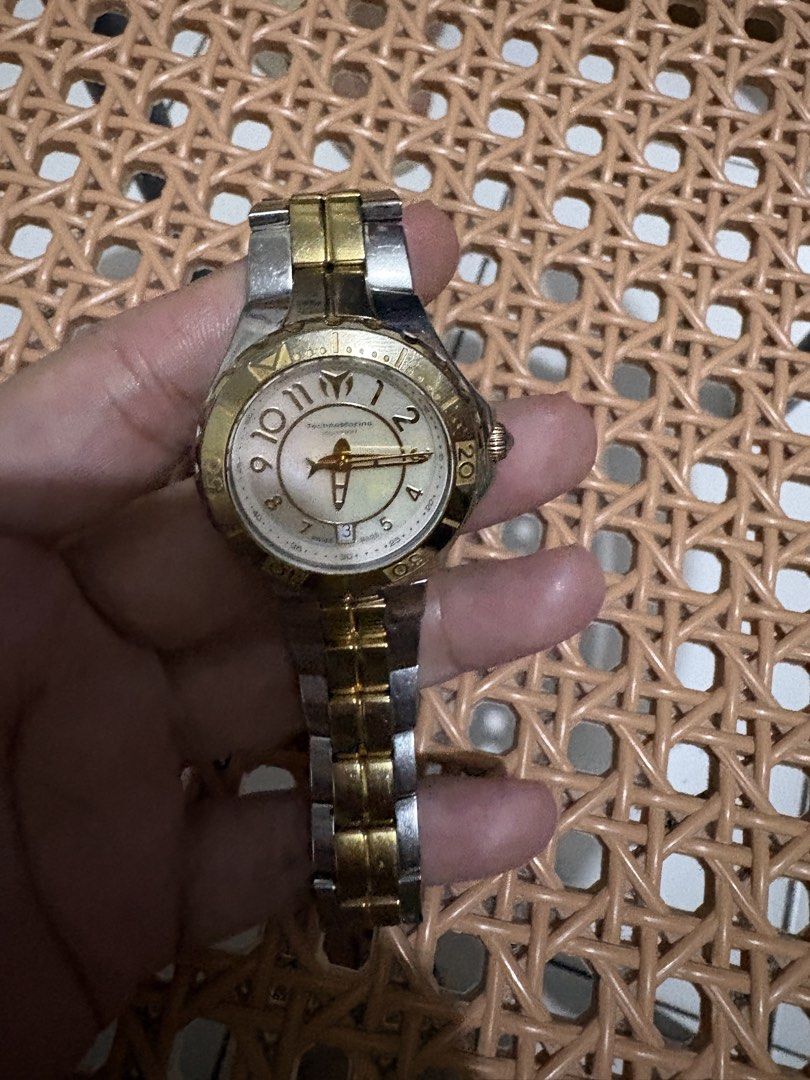 TechnoMarine Sea Pearl Watch (Category: Women's Watches) located in Manila. Submitted by brandnewbagsandwatchphils. (Listing ID 1467471365, Image 1). Description: Selling TechnoMarine Watch Slightly used Gift from my Mom in US Original guaranteed 💯 Watch only!! Sea Pearl 34mm White Mother-of-Pearl Dial Women's Swiss Quartz (Battery-Powered) Watch Movement: Swiss Quartz (Battery-Powered) Case Width: 34mm Water Resistance: 200 m (660 feet) Feature