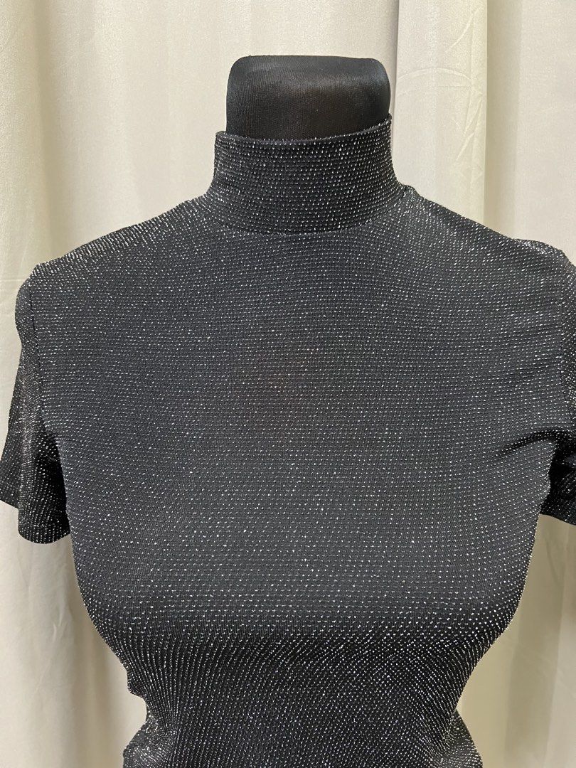 Terranova black mock neck top with glitters (Category: Shirts) located in Las Pinas. Submitted by jilanah (Listing ID 1467557875, Image 2). Description: .