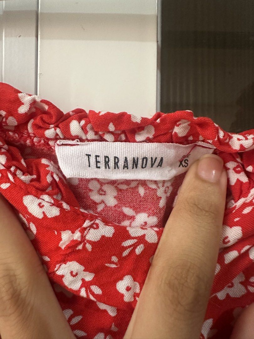 Terranova Floral Sundress (Category: Dresses) located in Cagayan de Oro. Submitted by zm1.declutter (Listing ID 1467430873, Image 3). Description: .