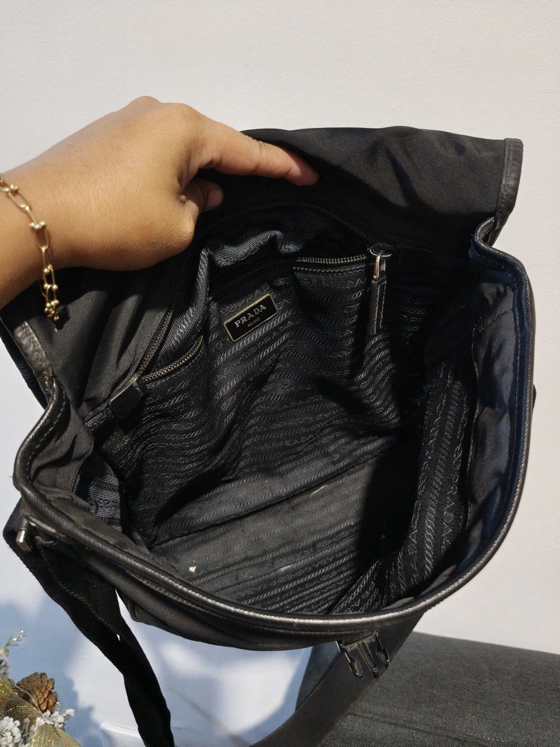 TESSUTO P R A D A NYLON MESSENGER BAG (Category: Luxury Bags & Wallets) located in Manila. Submitted by laizacollections (Listing ID 1467537447, Image 2). Description: .